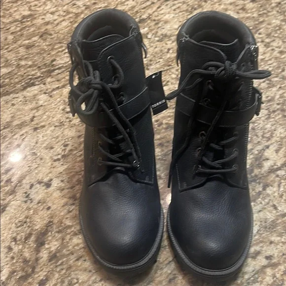 Torrid Black Ankle Boots with Zipper Detail - Picture 2 of 7